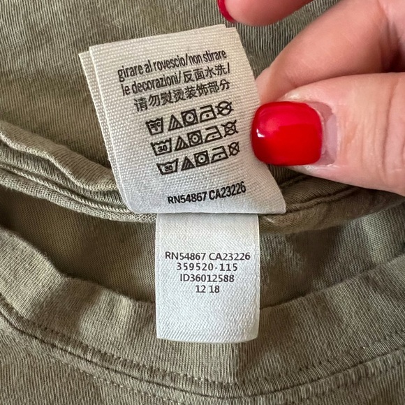 Victoria’s Secret PINK Green Sequins Bling Logo Long Sleeve Tee | M - Picture 8 of 9